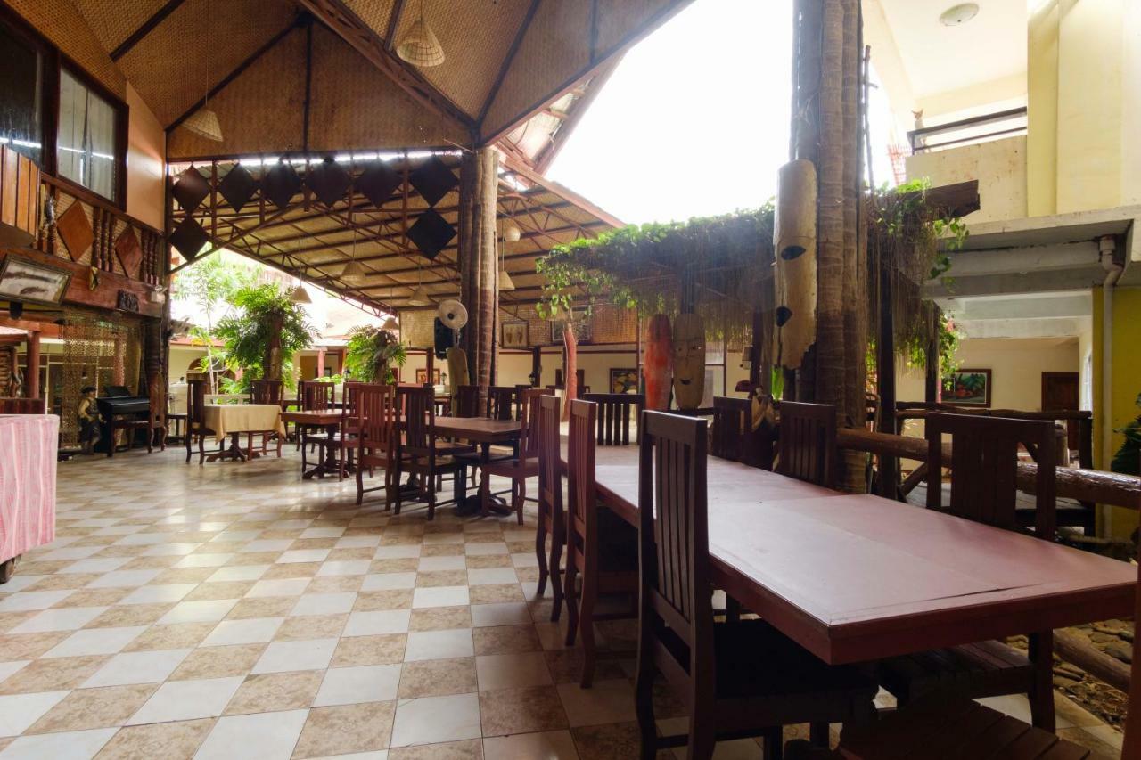Oyo 621 De Loro Inn Puerto Princesa Esterno foto